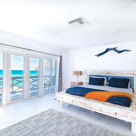 Caprice 9 - Oceanfront Villa - Gated Community With Pool Nassau Esterno foto
