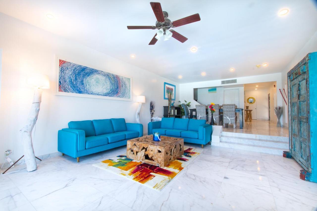 Caprice 9 - Oceanfront Villa - Gated Community With Pool Nassau Esterno foto