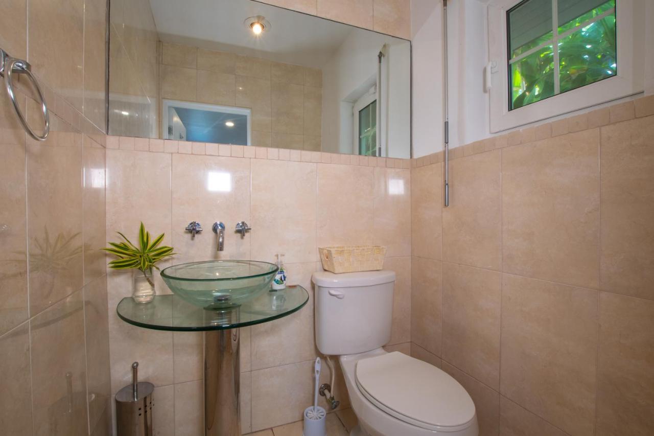 Caprice 9 - Oceanfront Villa - Gated Community With Pool Nassau Esterno foto