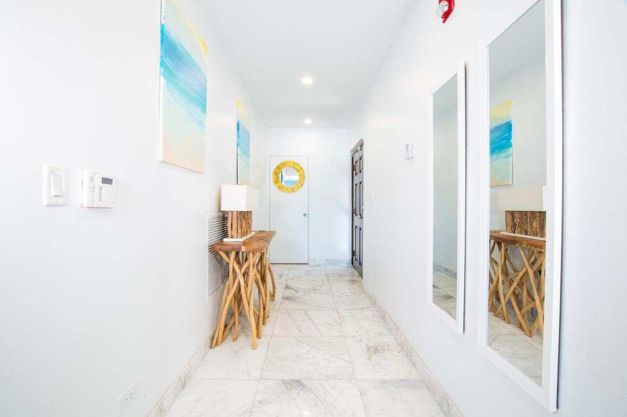Caprice 9 - Oceanfront Villa - Gated Community With Pool Nassau Esterno foto