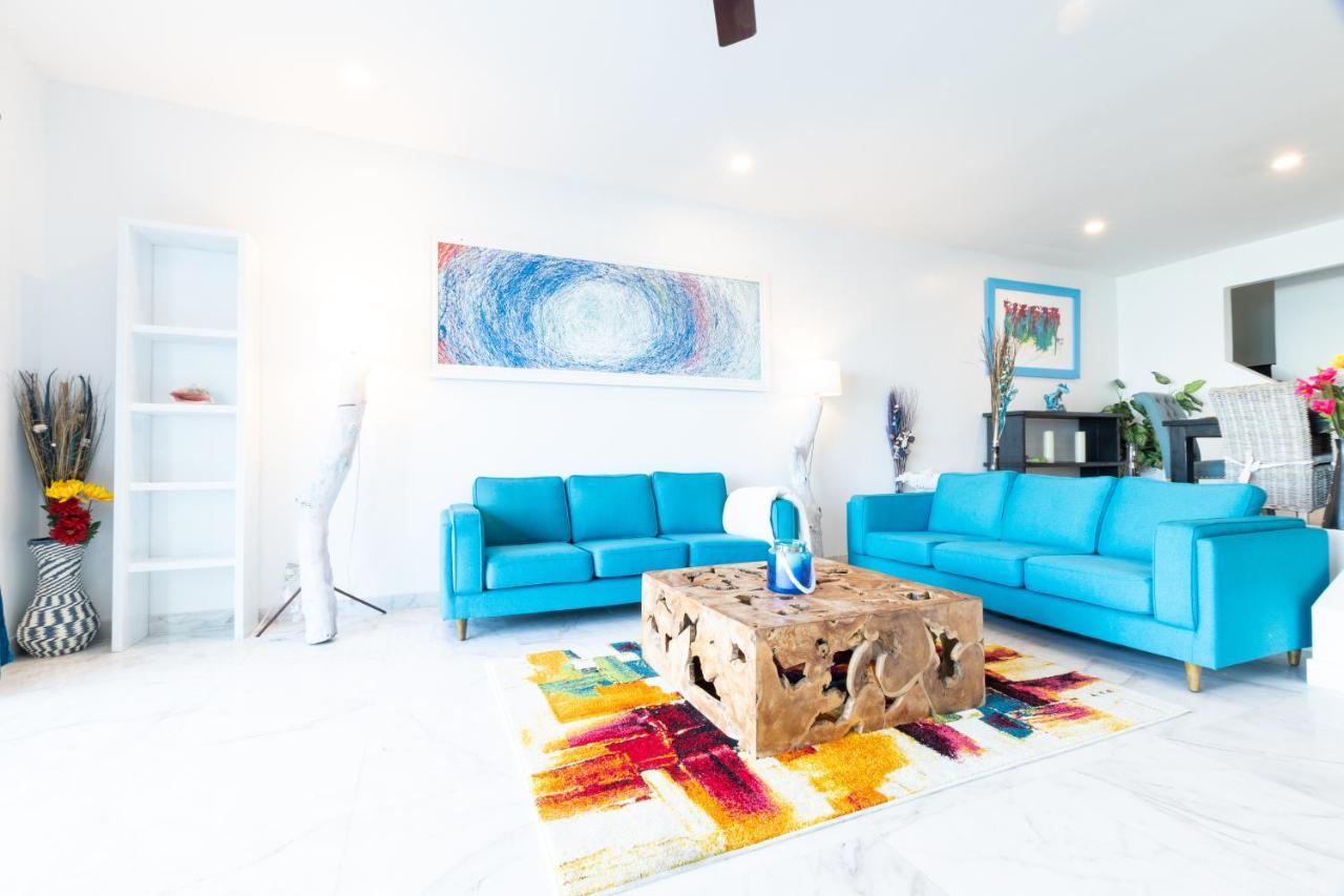 Caprice 9 - Oceanfront Villa - Gated Community With Pool Nassau Esterno foto