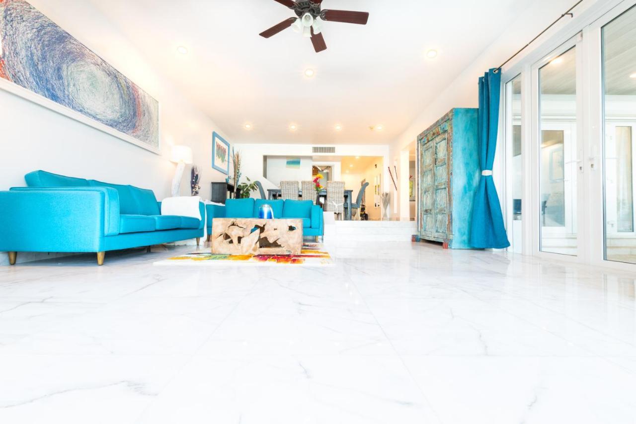 Caprice 9 - Oceanfront Villa - Gated Community With Pool Nassau Esterno foto